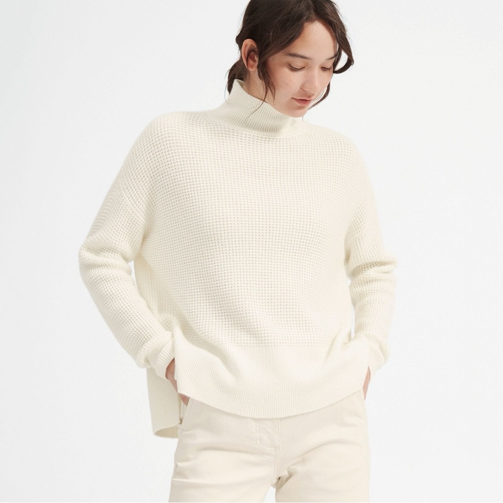 NWT Everlane the organic cotton turtleneck waffle tee size small